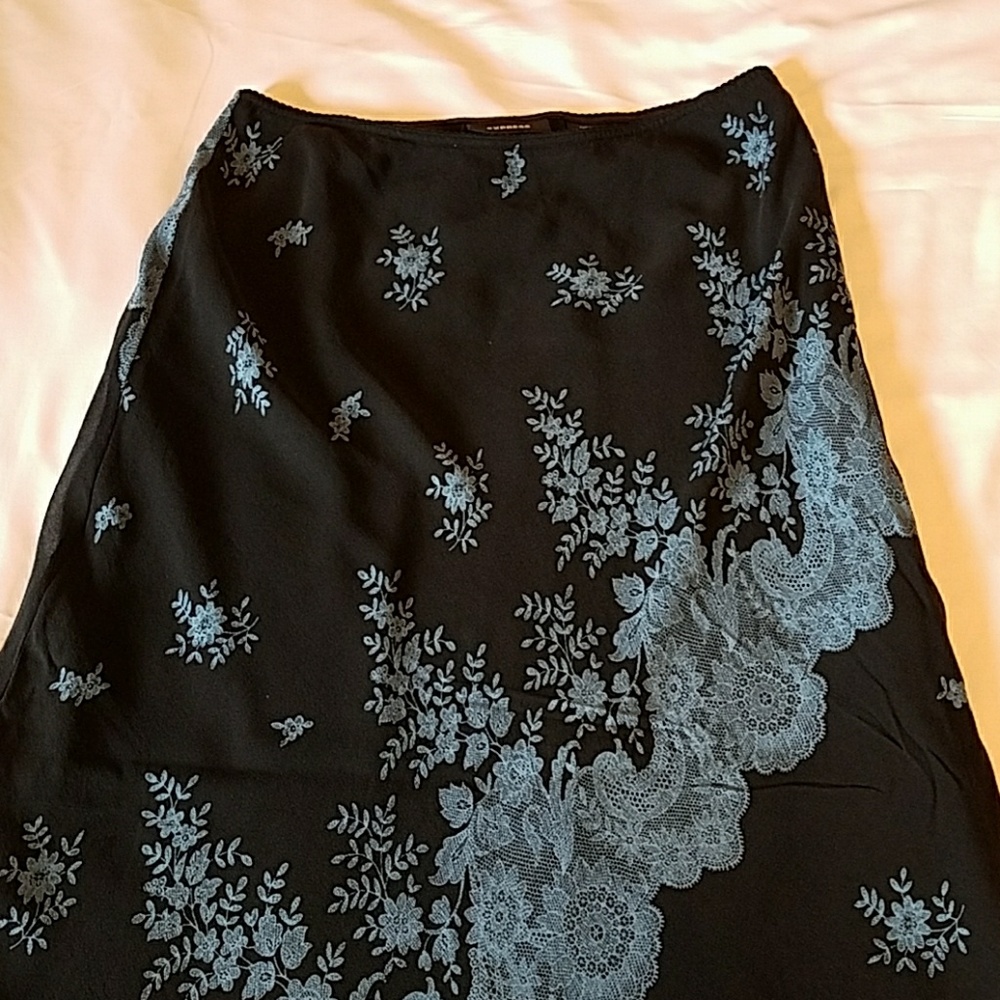 Express skirt - Picture 3 of 5